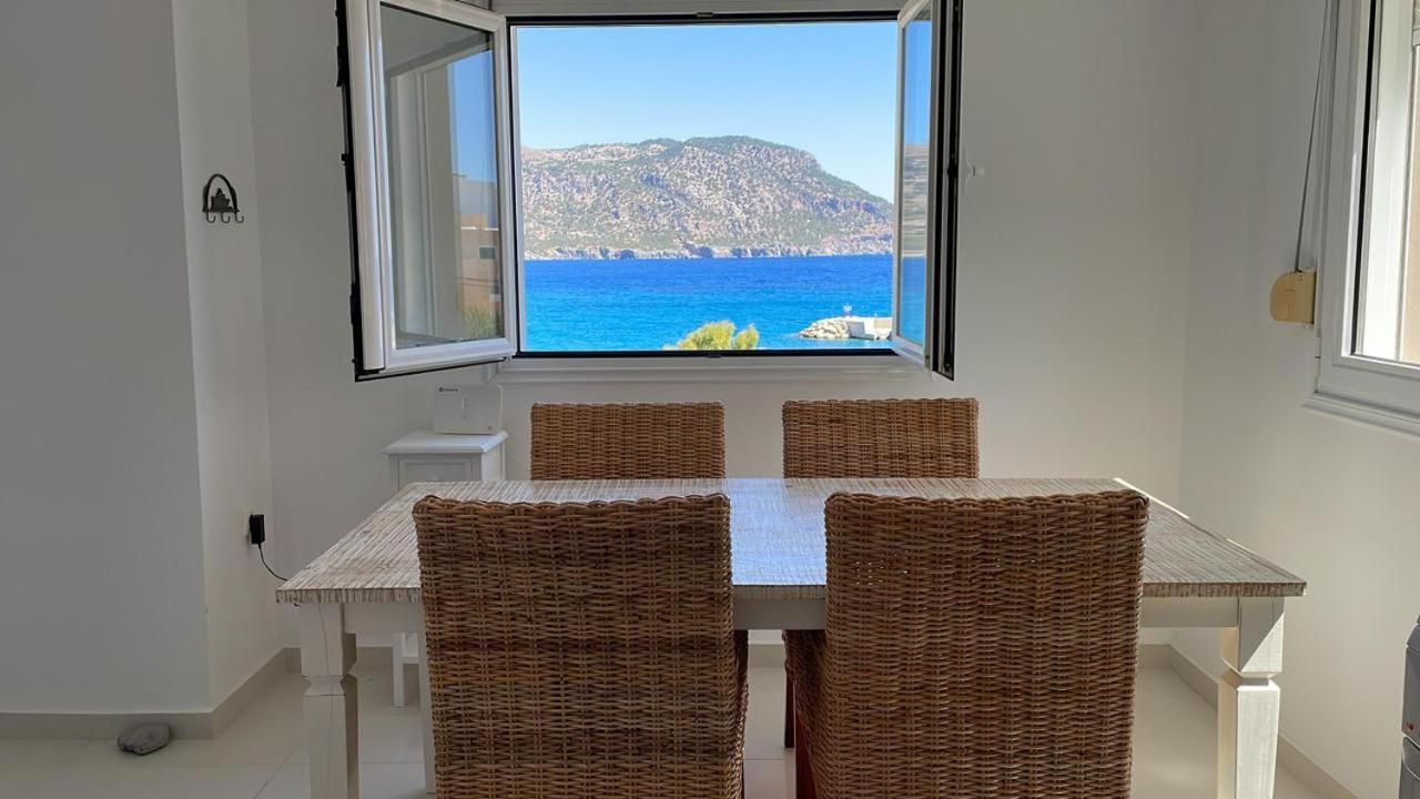 Locals Apartment Karpathos Buitenkant foto