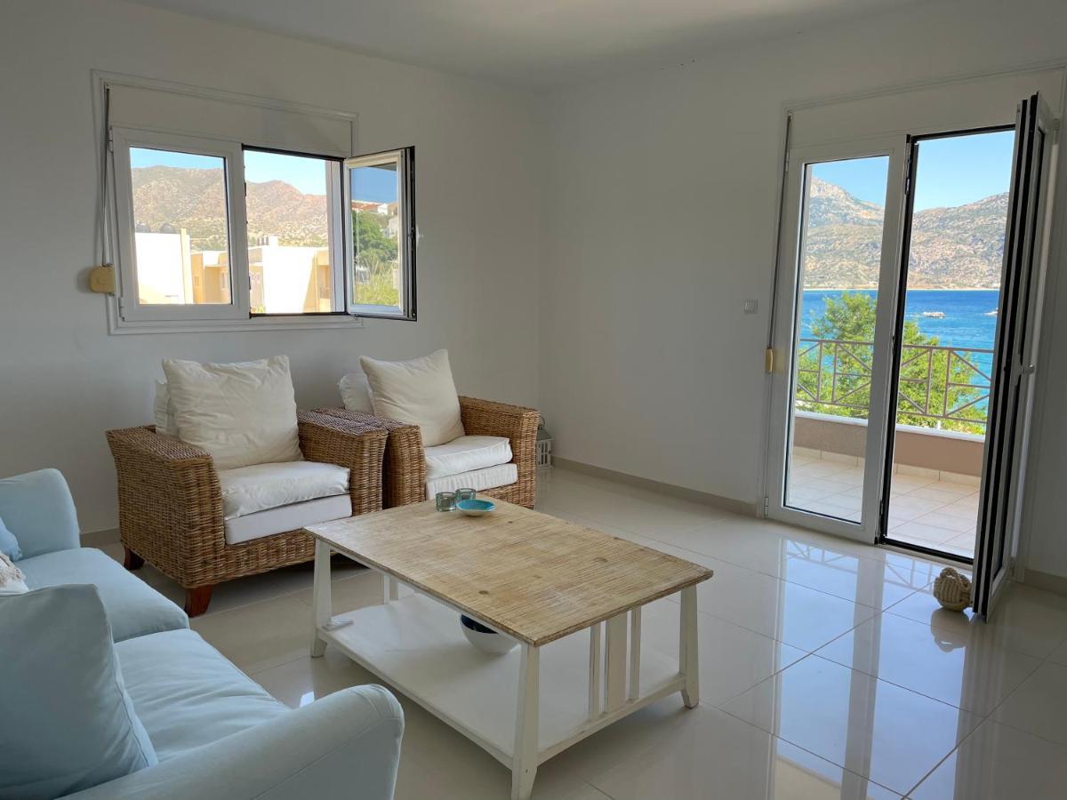 Locals Apartment Karpathos Buitenkant foto